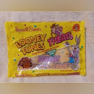 Vintage Looney tunes Easter treats wrappers
